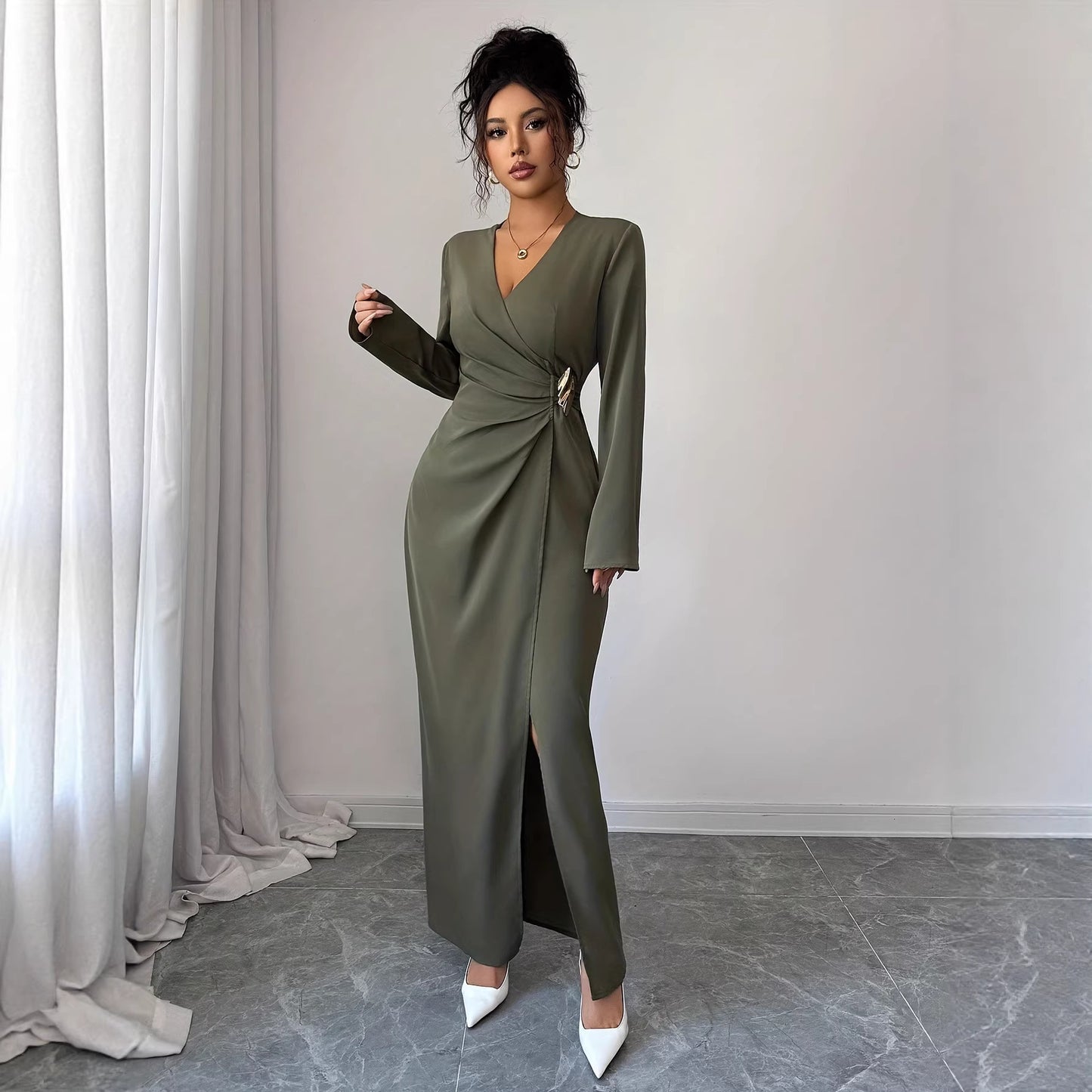 AutumnWinter Solid Color Elegant V Neck Pleated Long Sleeve Dress