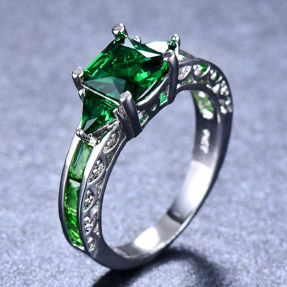 Womens Copper Ring Inlaid With Black Zirconia